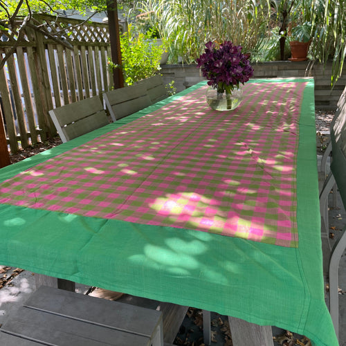 Tablecloth with border