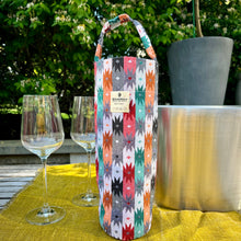 Load image into Gallery viewer, Wine Tote in Traditional Dhaka