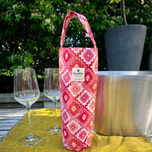 Load image into Gallery viewer, Wine Tote in Traditional Dhaka