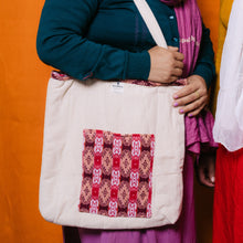 Load image into Gallery viewer, Woven Traditional Tote Bags