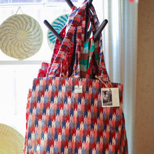 Load image into Gallery viewer, Woven Traditional Tote Bags
