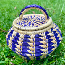 Load image into Gallery viewer, Decorative Basket