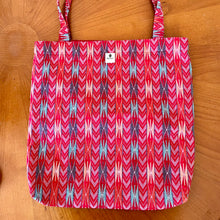 Load image into Gallery viewer, Woven Traditional Tote Bags